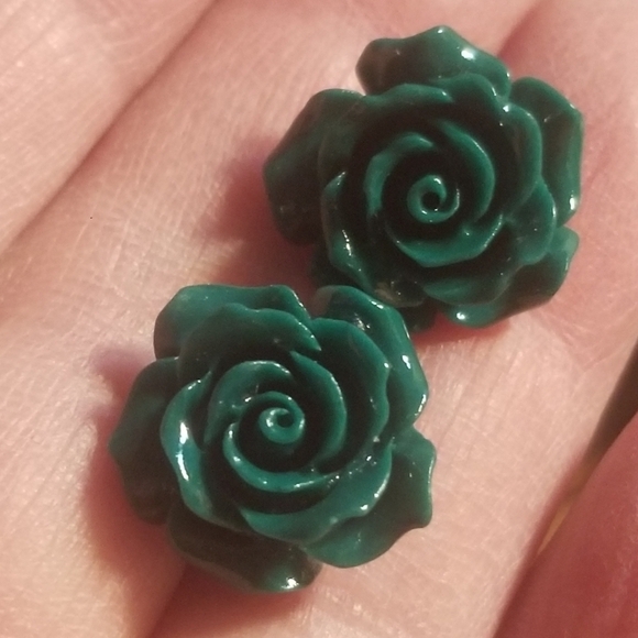 DARK Green Rose Stud Earrings-- Resin with stainless steel posts - Picture 1 of 3